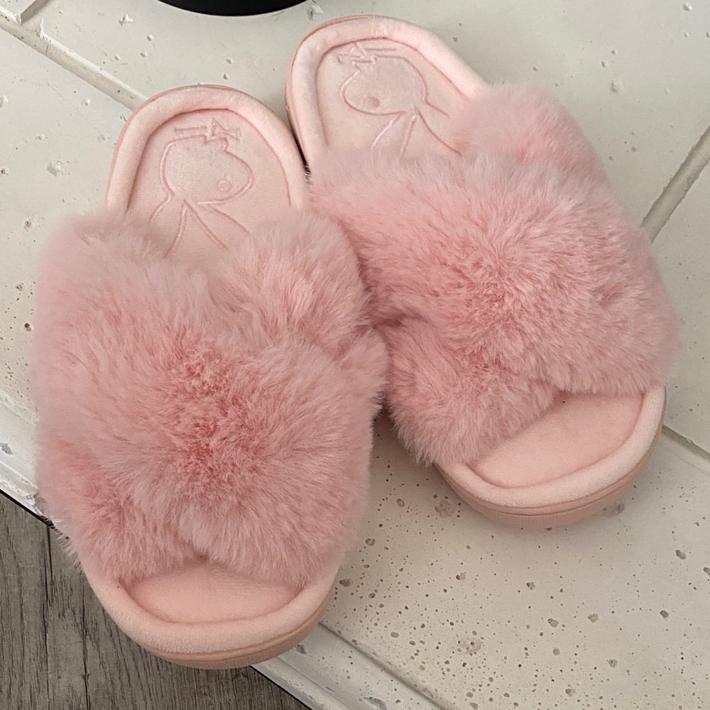 Playboy Embossed Logo  Pink Women's Slippers